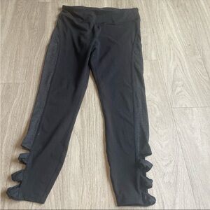 GAIAM Black Leggings with Ruffle Trim